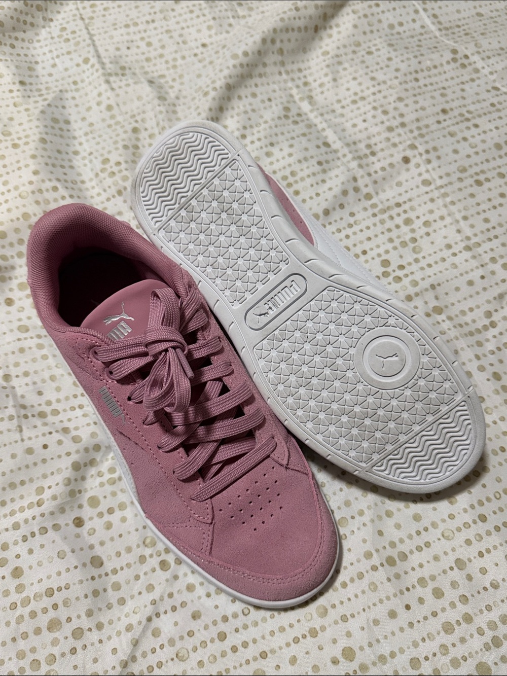Puma Women's Pink Suede Sneakers - Picture 4 of 7
